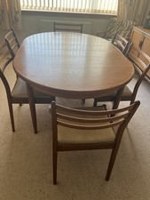 G Plan Extendable Oval Table