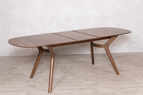 Oval extending dining table - extending,